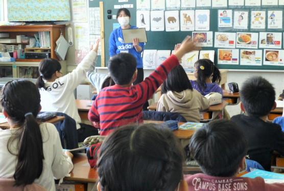 富士宮市英語専科教員による授業